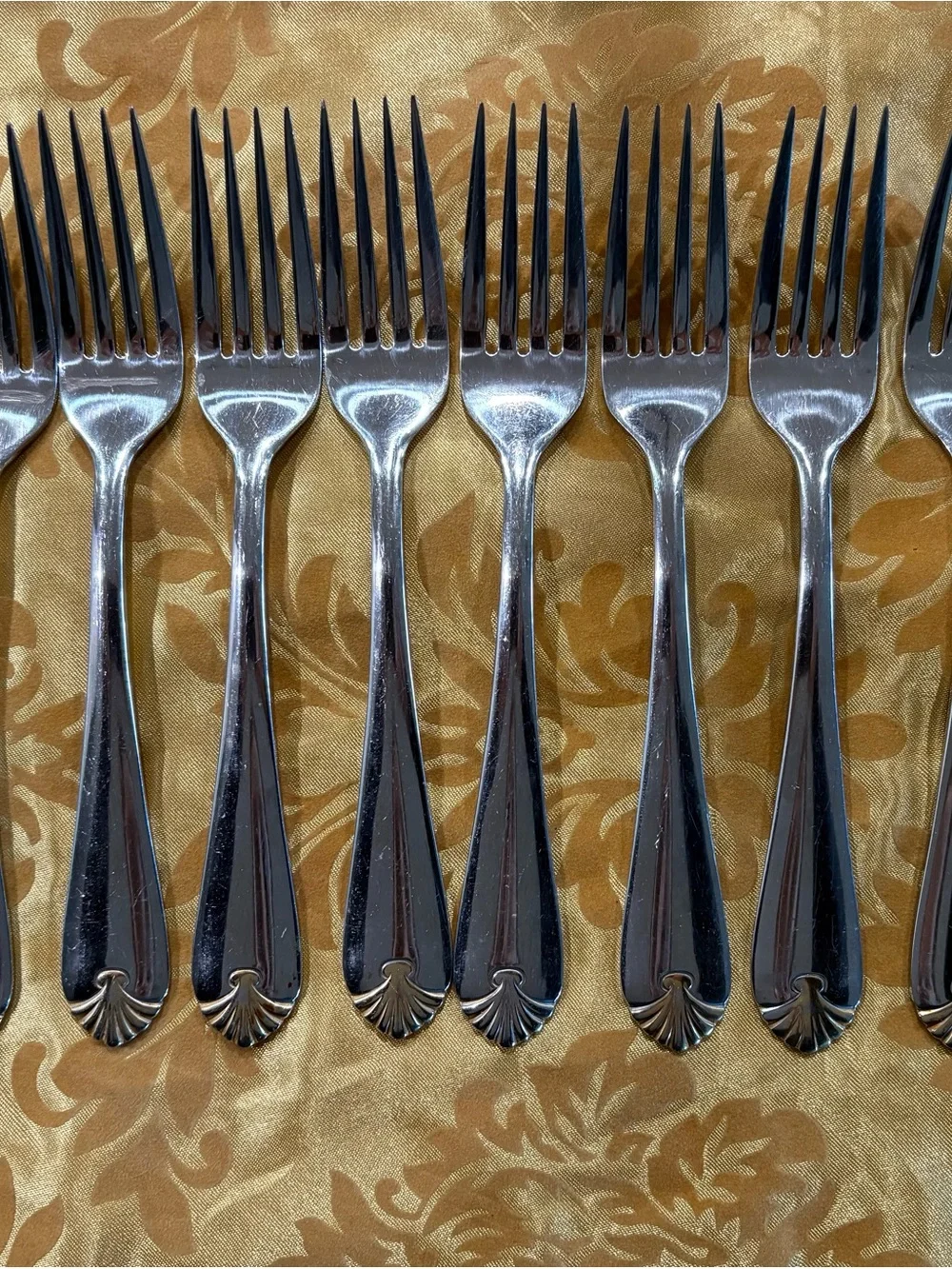 Royal Prestige 18/8 Stainless Flatware Set 65+ Pc w/ Wallace Cherrywood Case